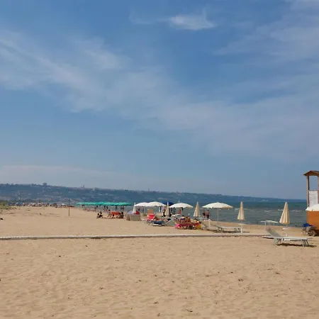 Casa vacanze Modern Holiday In With Private Terrace Vasto