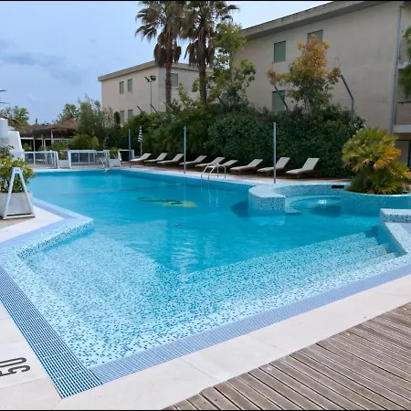 Modern Holiday In With Private Terrace Vasto