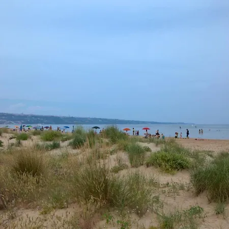Modern Holiday In With Private Terrace Casa vacanze Vasto