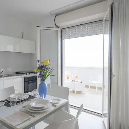Casa vacanze Modern Holiday In With Private Terrace Vasto