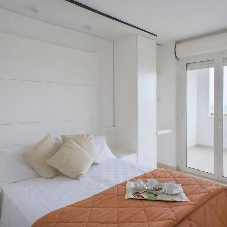 Casa vacanze Modern Holiday In With Private Terrace Vasto